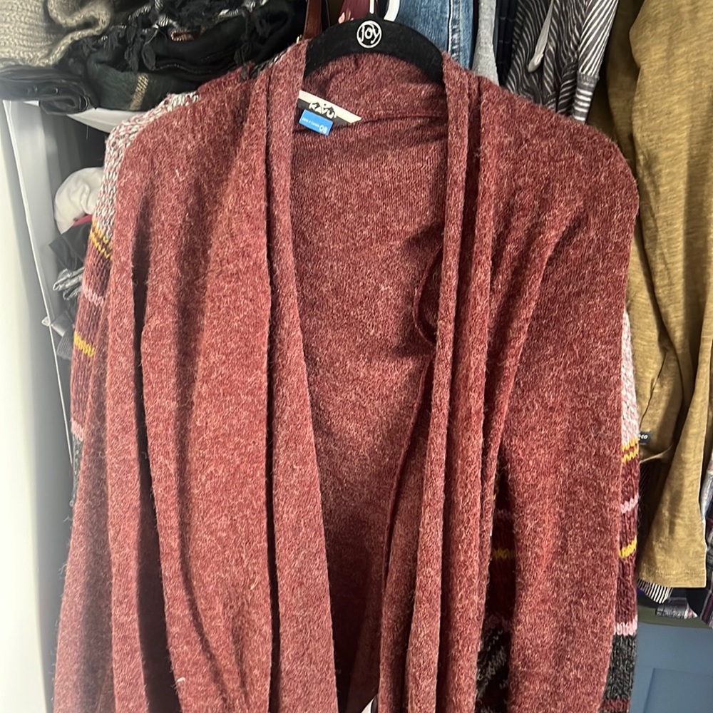 Kavu Sweater